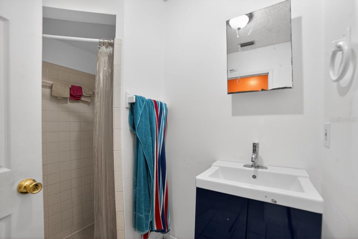 Image 28 of 32 For 970 Lila Street