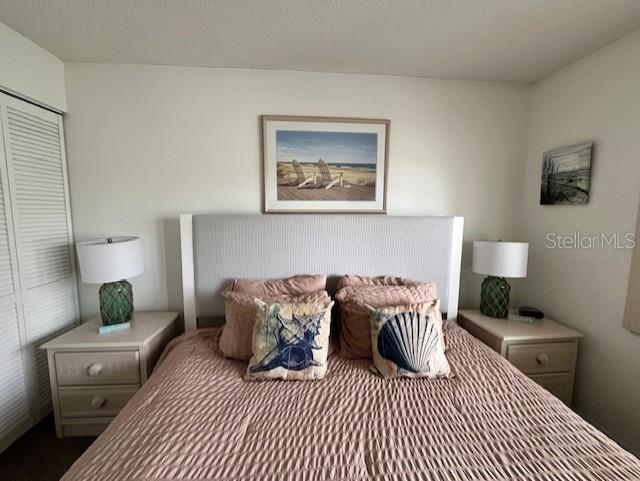 Image 15 of 21 For 6703 Midnight Pass Road 217