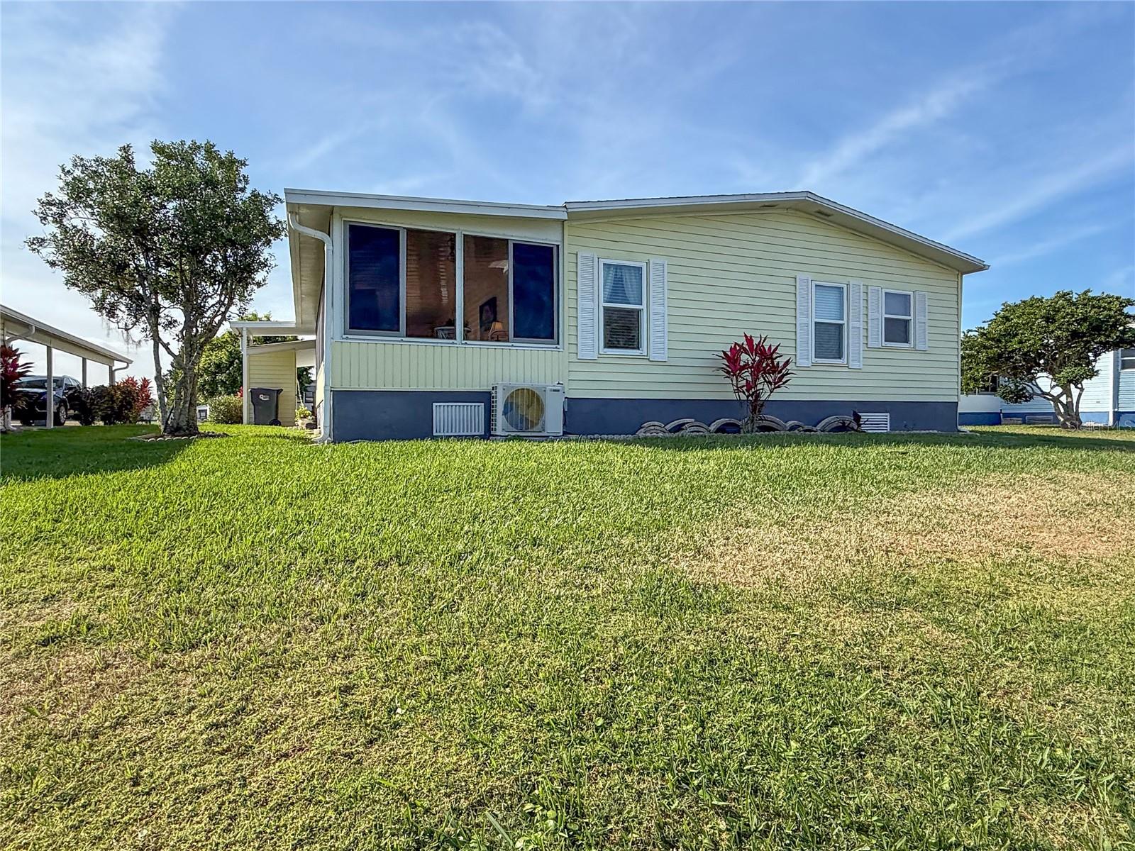 Image 4 of 51 For 119 Mockingbird Lane