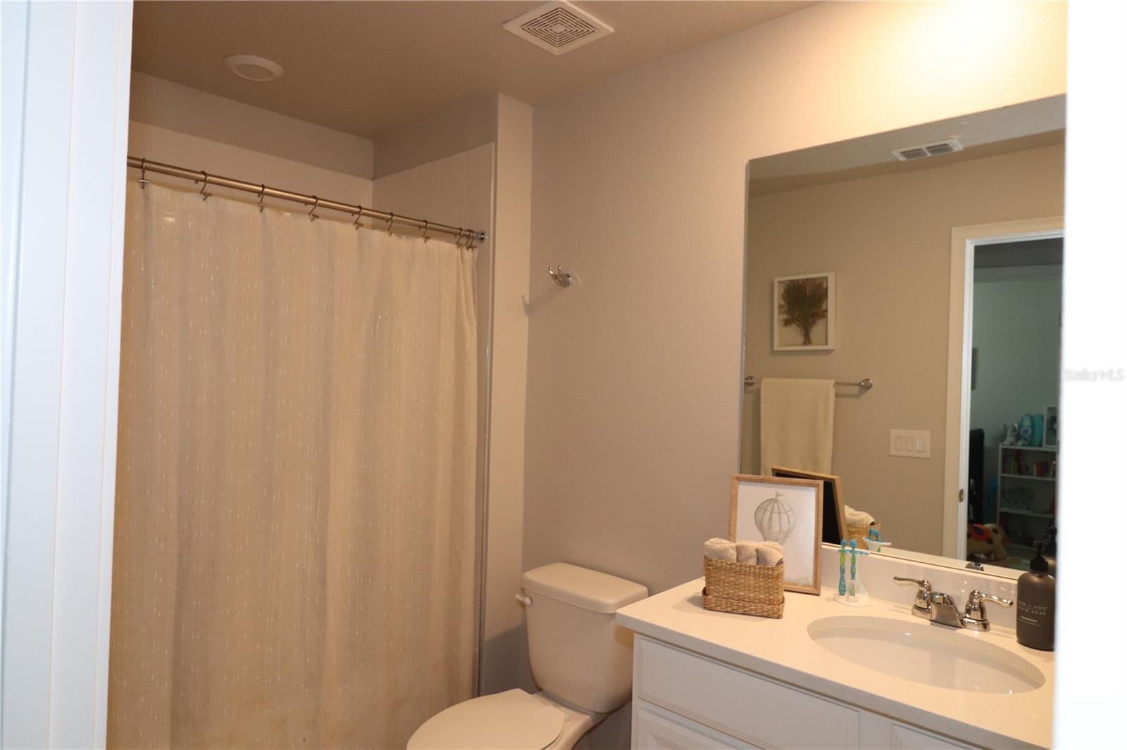 Image 18 of 27 For 11936 Sky Acres Terrace