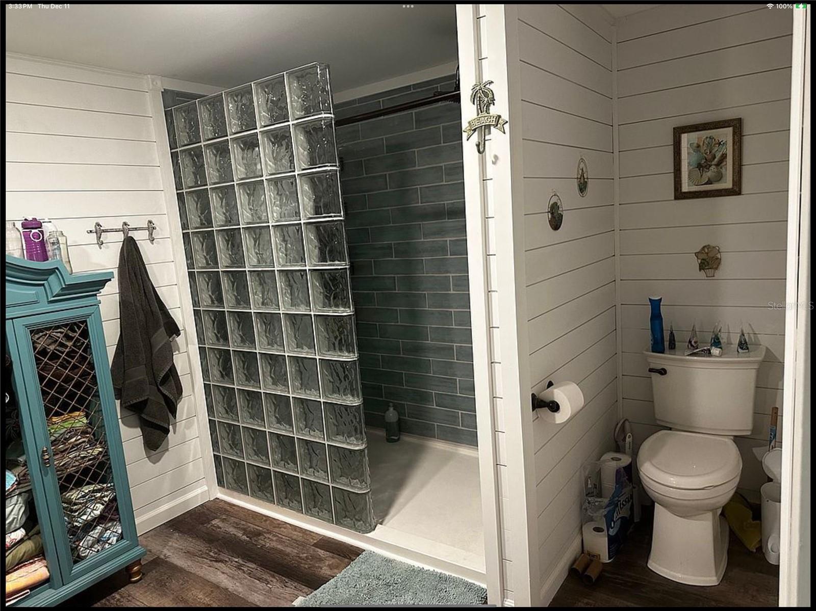 Image 21 of 34 For 90 Whipporwill Court