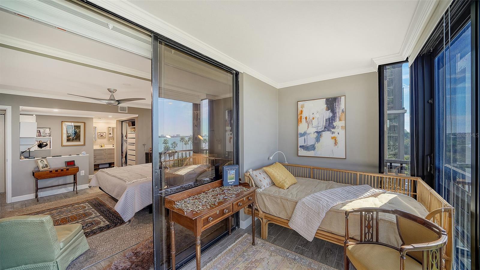 Image 13 of 73 For 707 Gulfstream Avenue 505