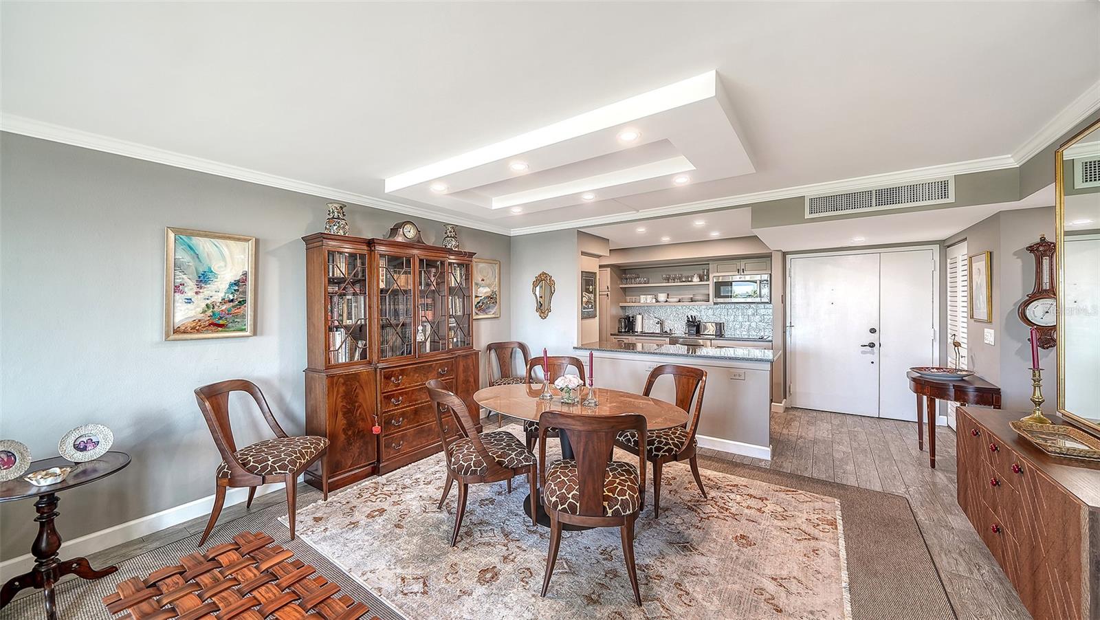 Image 16 of 73 For 707 Gulfstream Avenue 505