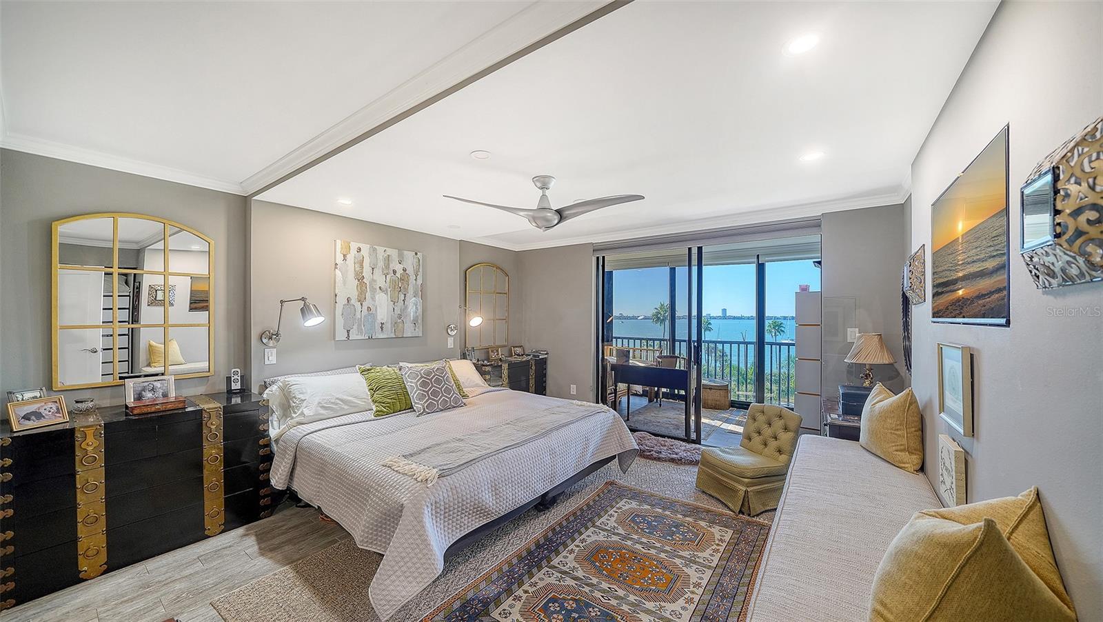 Image 20 of 73 For 707 Gulfstream Avenue 505