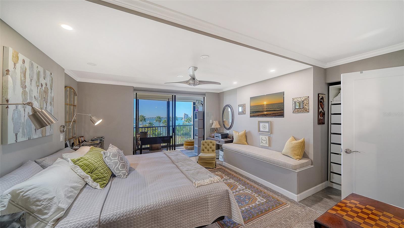 Image 21 of 73 For 707 Gulfstream Avenue 505