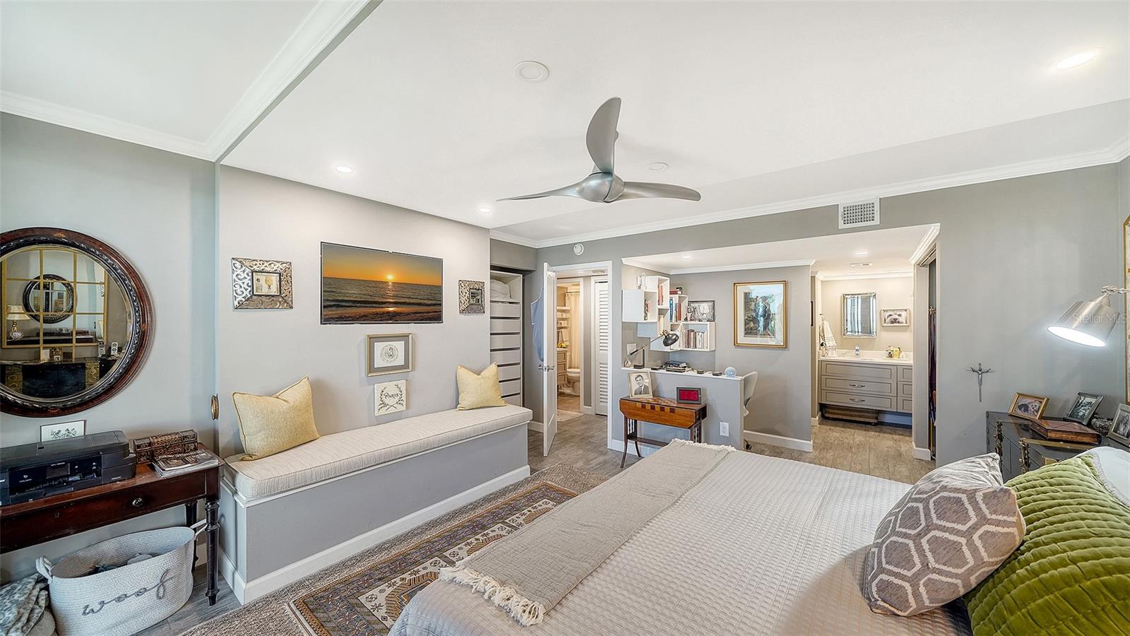 Image 23 of 73 For 707 Gulfstream Avenue 505