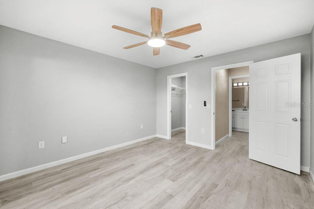 Image 14 of 17 For 7217 Cloister Drive 203