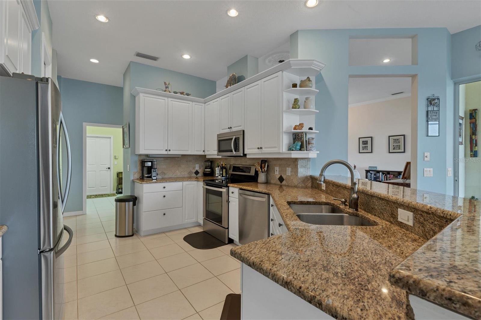 Image 21 of 37 For 9910 Laurel Valley Avenue Circle