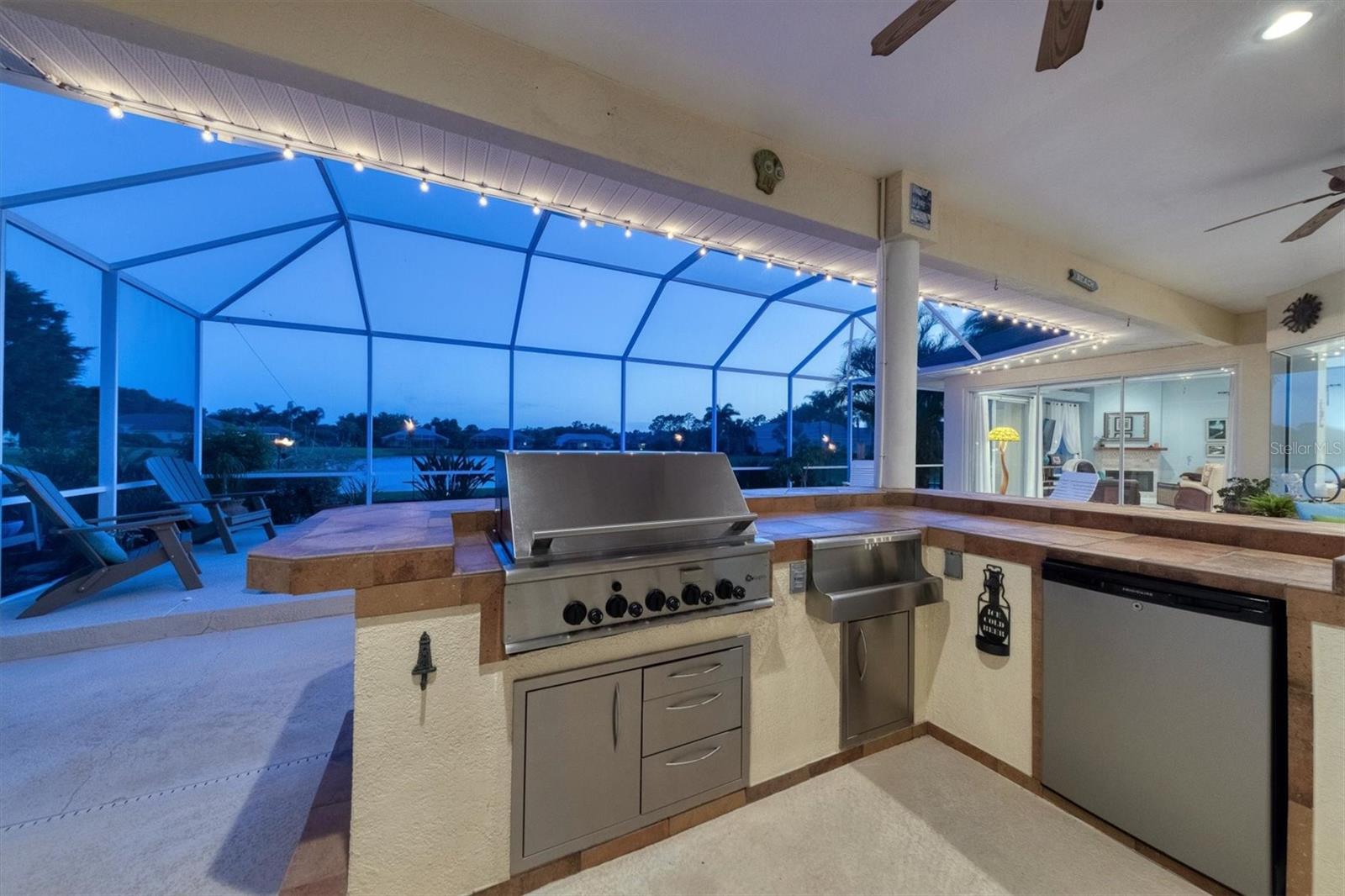 Image 7 of 37 For 9910 Laurel Valley Avenue Circle