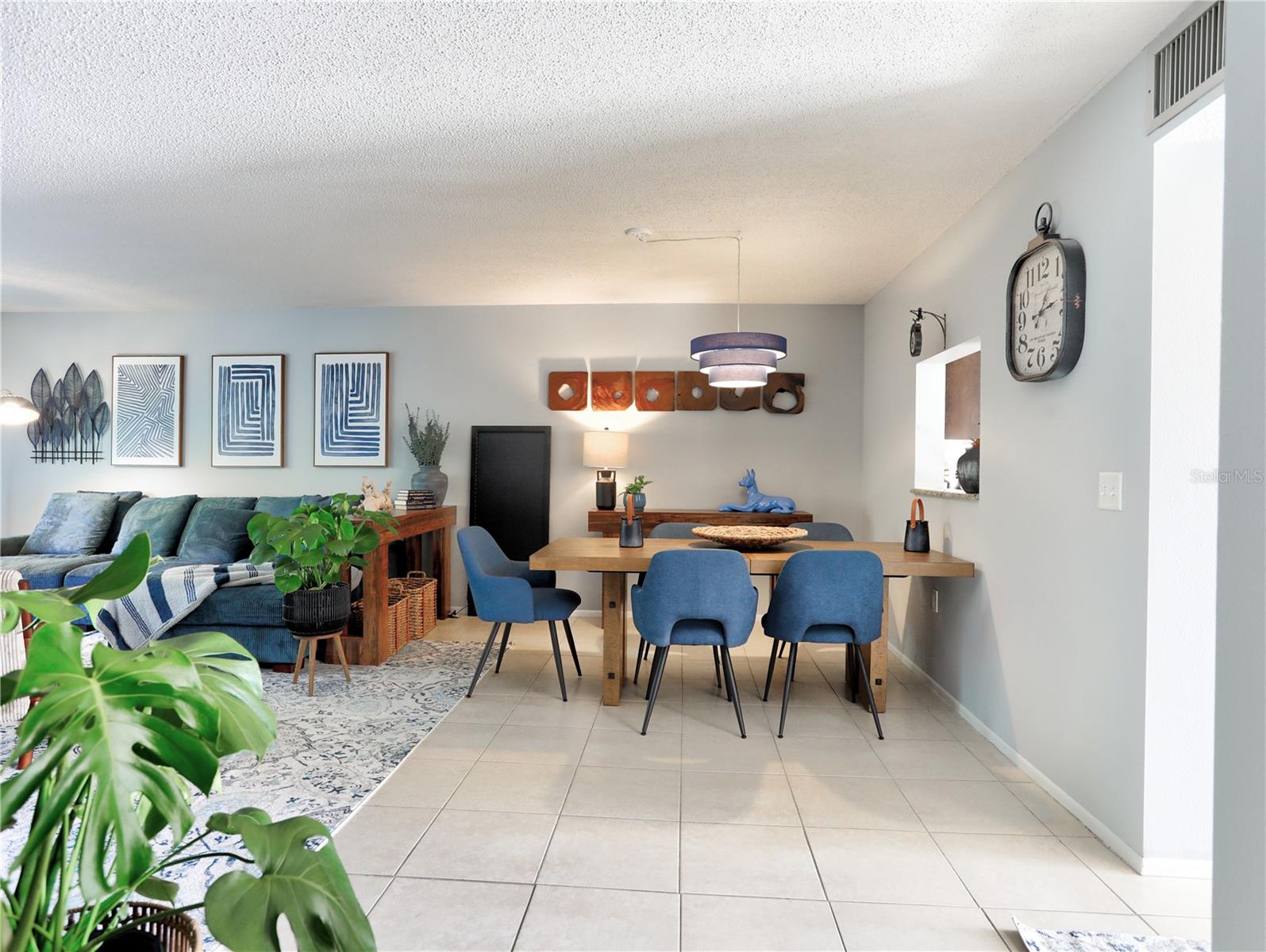 Image 20 of 51 For 133 Wild Palm Drive 133