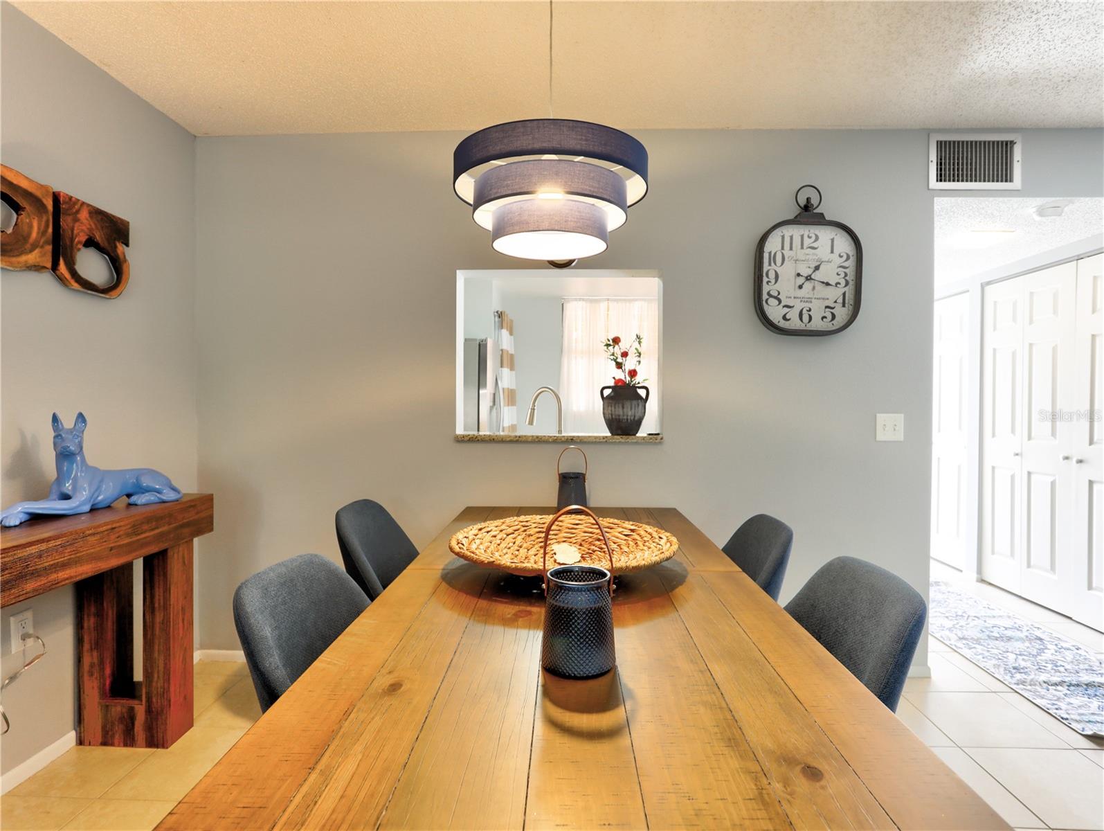 Image 21 of 51 For 133 Wild Palm Drive 133