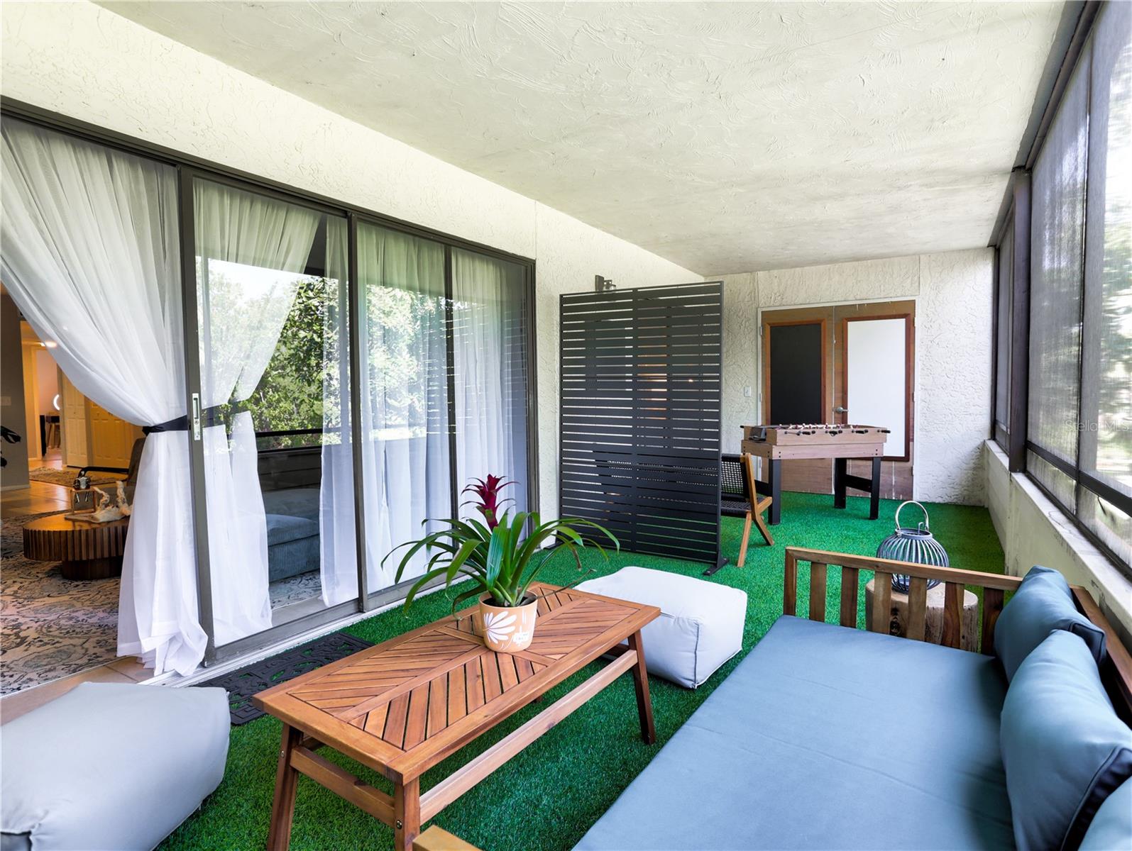 Image 34 of 51 For 133 Wild Palm Drive 133