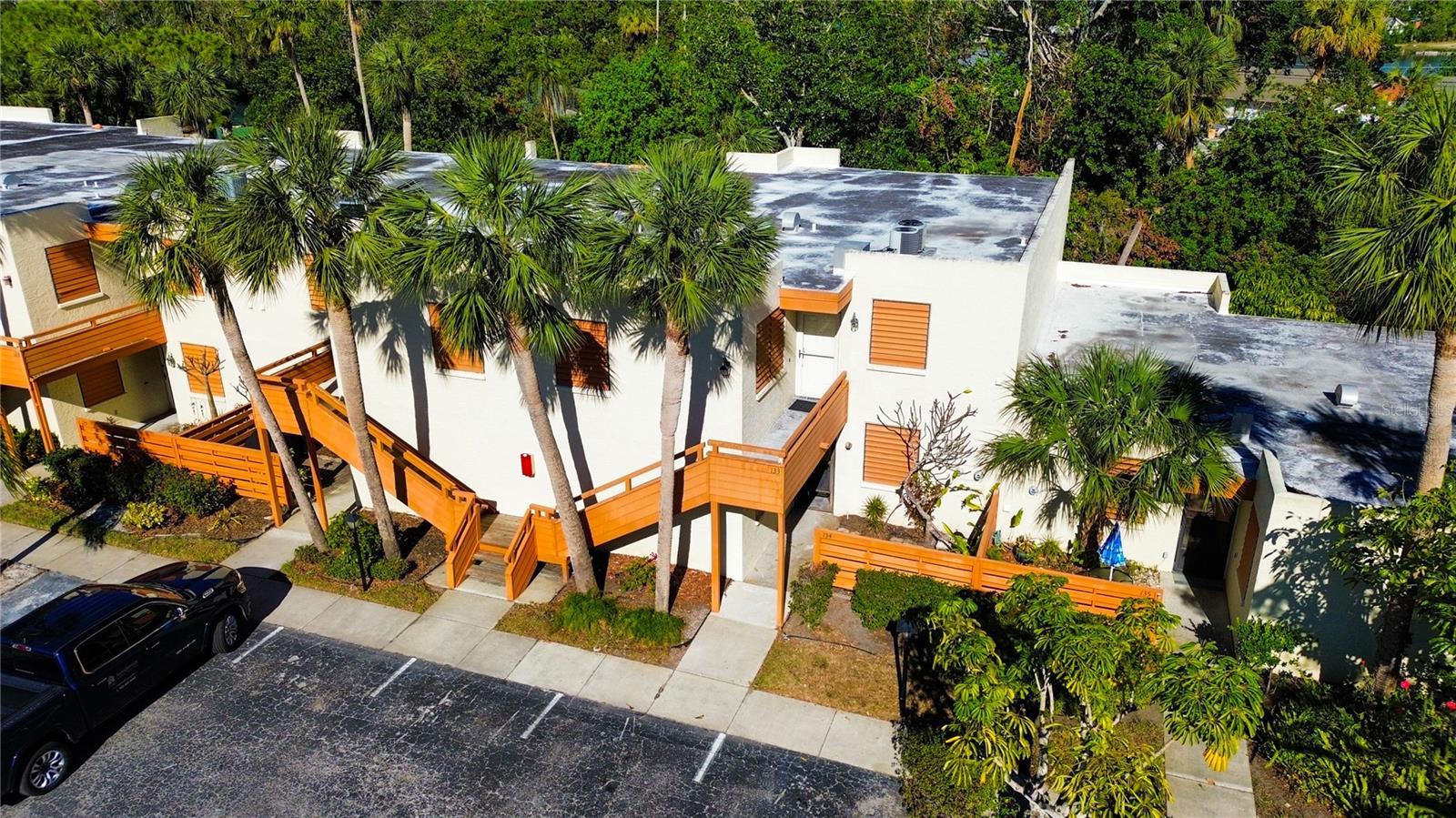 Image 44 of 51 For 133 Wild Palm Drive 133