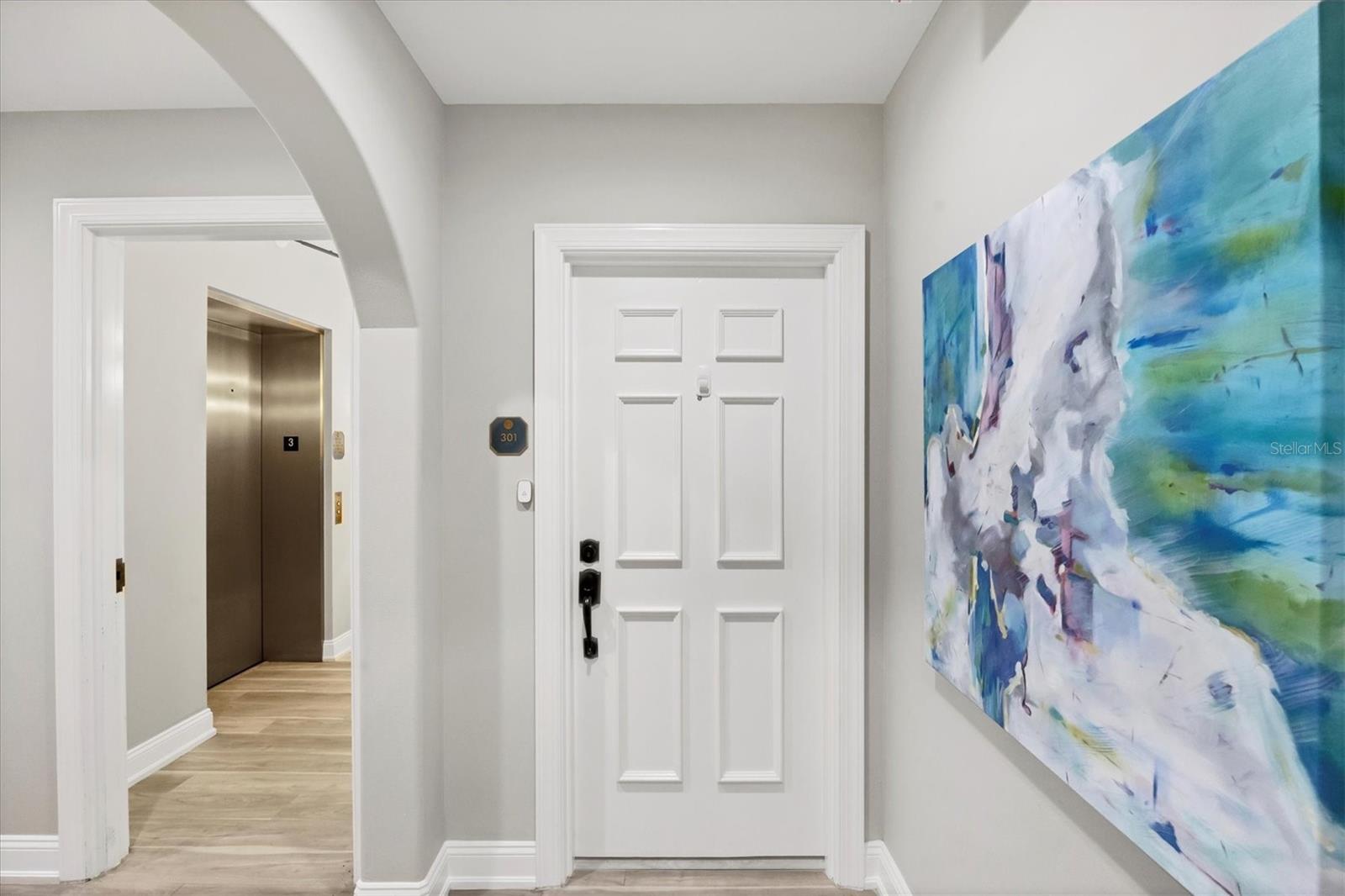 Image 15 of 94 For 505 Orange Avenue 301