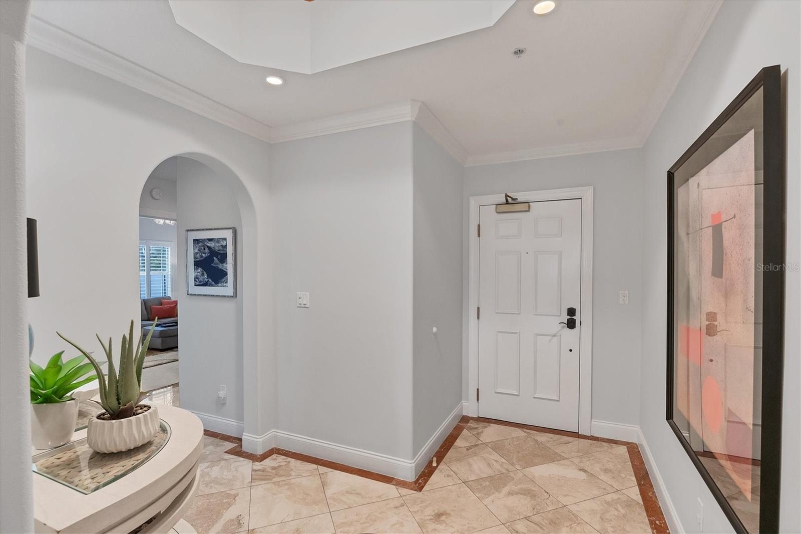 Image 17 of 94 For 505 Orange Avenue 301