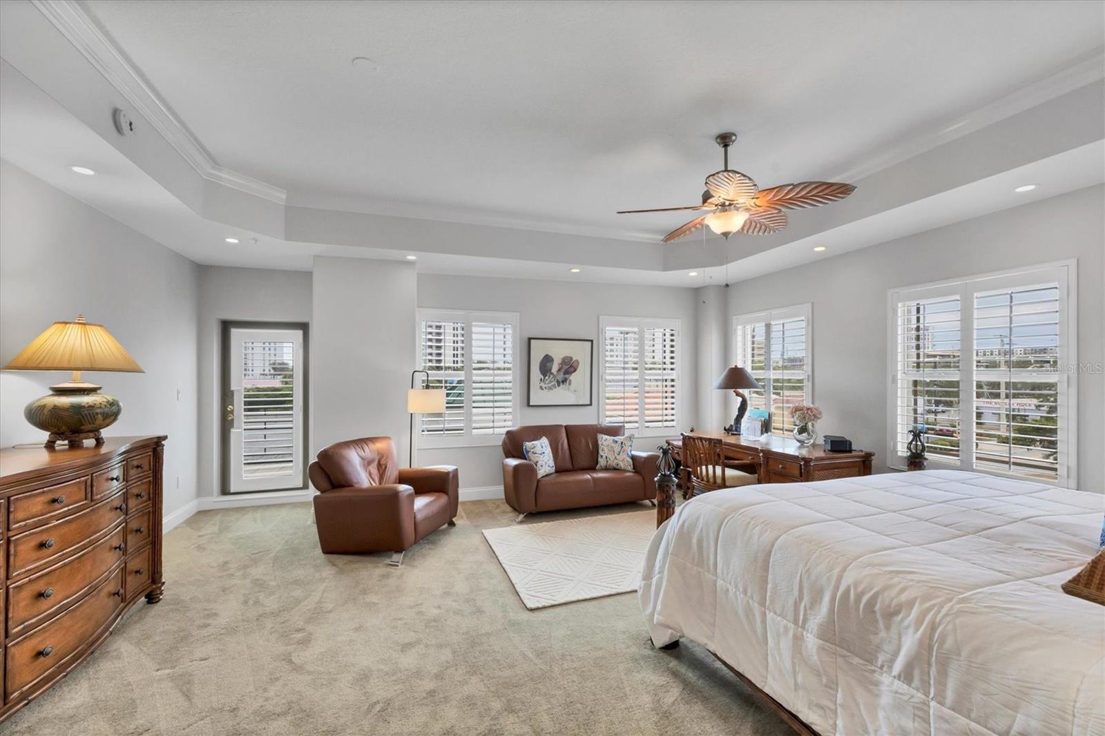 Image 37 of 94 For 505 Orange Avenue 301