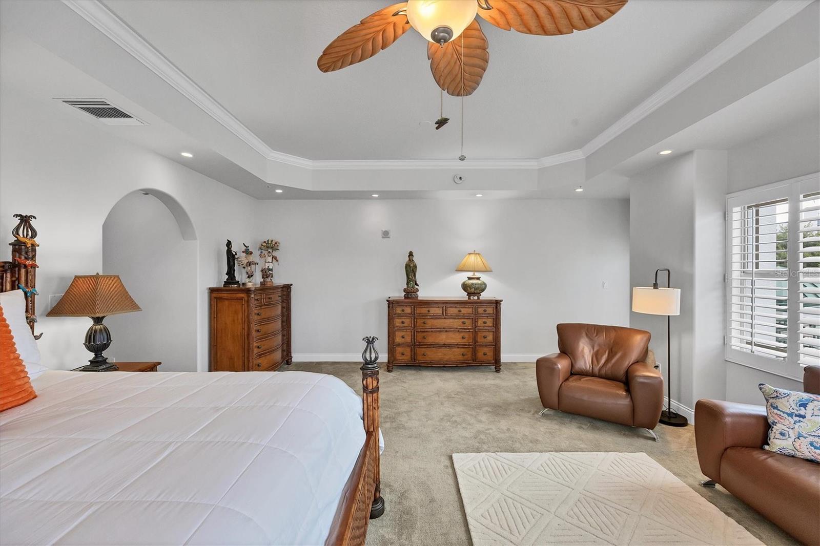 Image 40 of 94 For 505 Orange Avenue 301