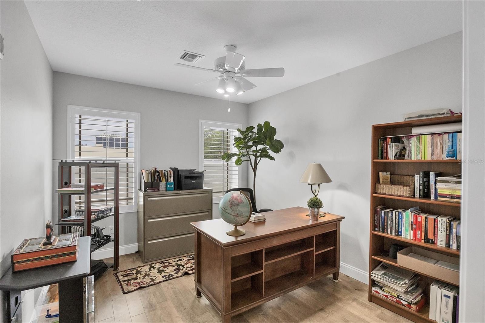 Image 45 of 94 For 505 Orange Avenue 301