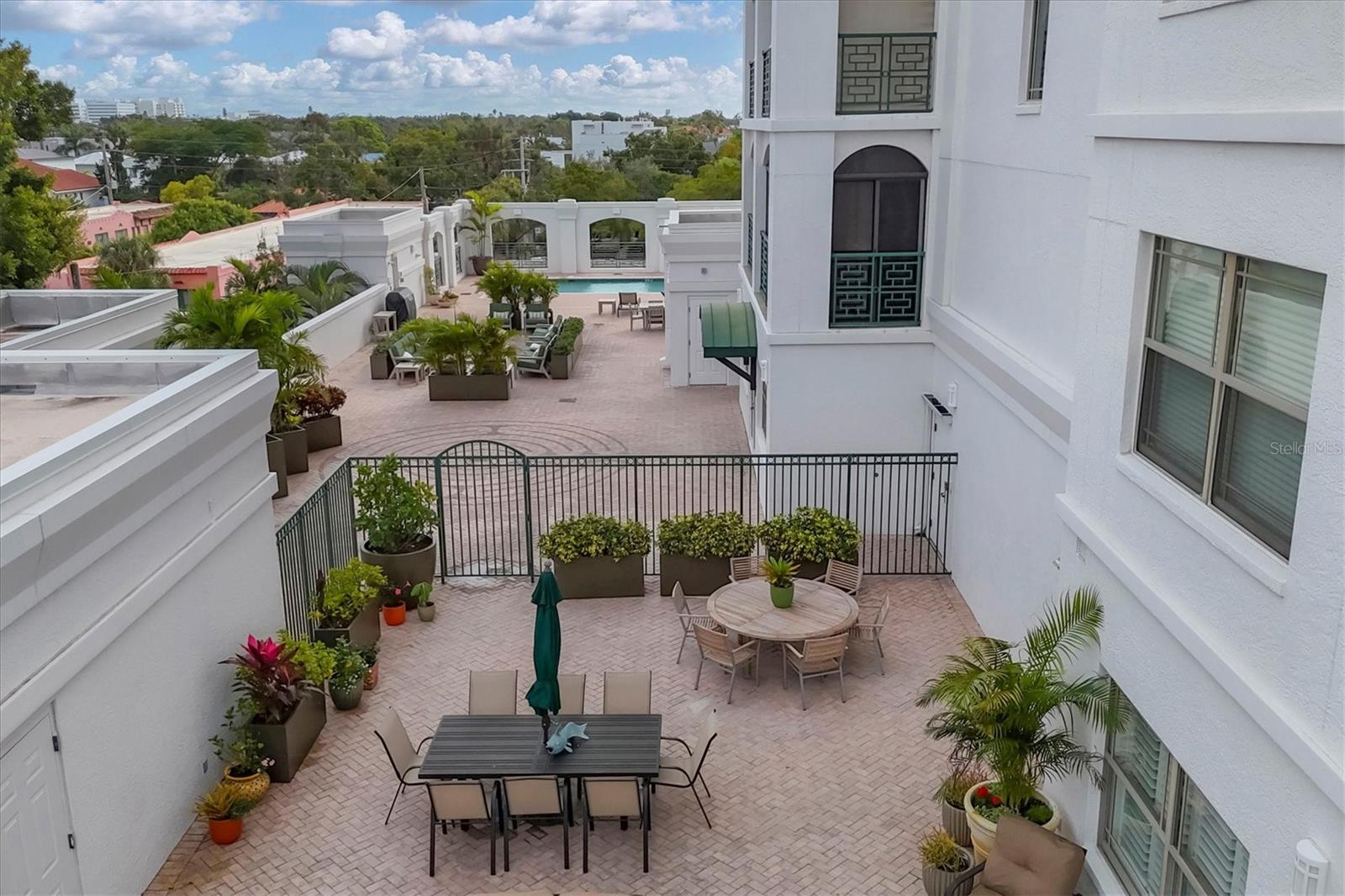 Image 66 of 94 For 505 Orange Avenue 301