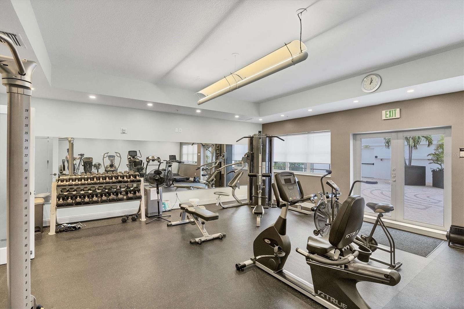 Image 73 of 94 For 505 Orange Avenue 301