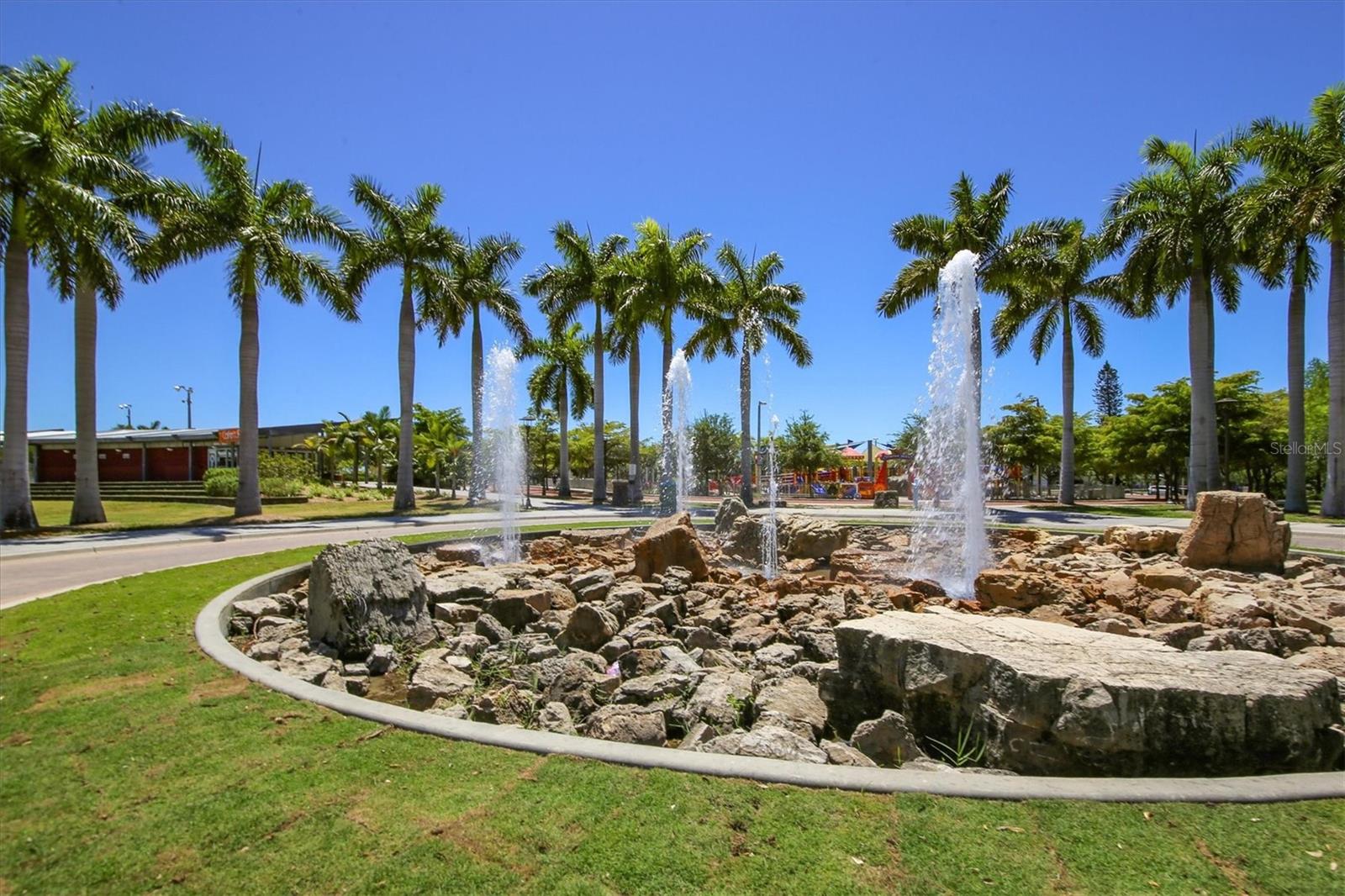 Image 91 of 94 For 505 Orange Avenue 301