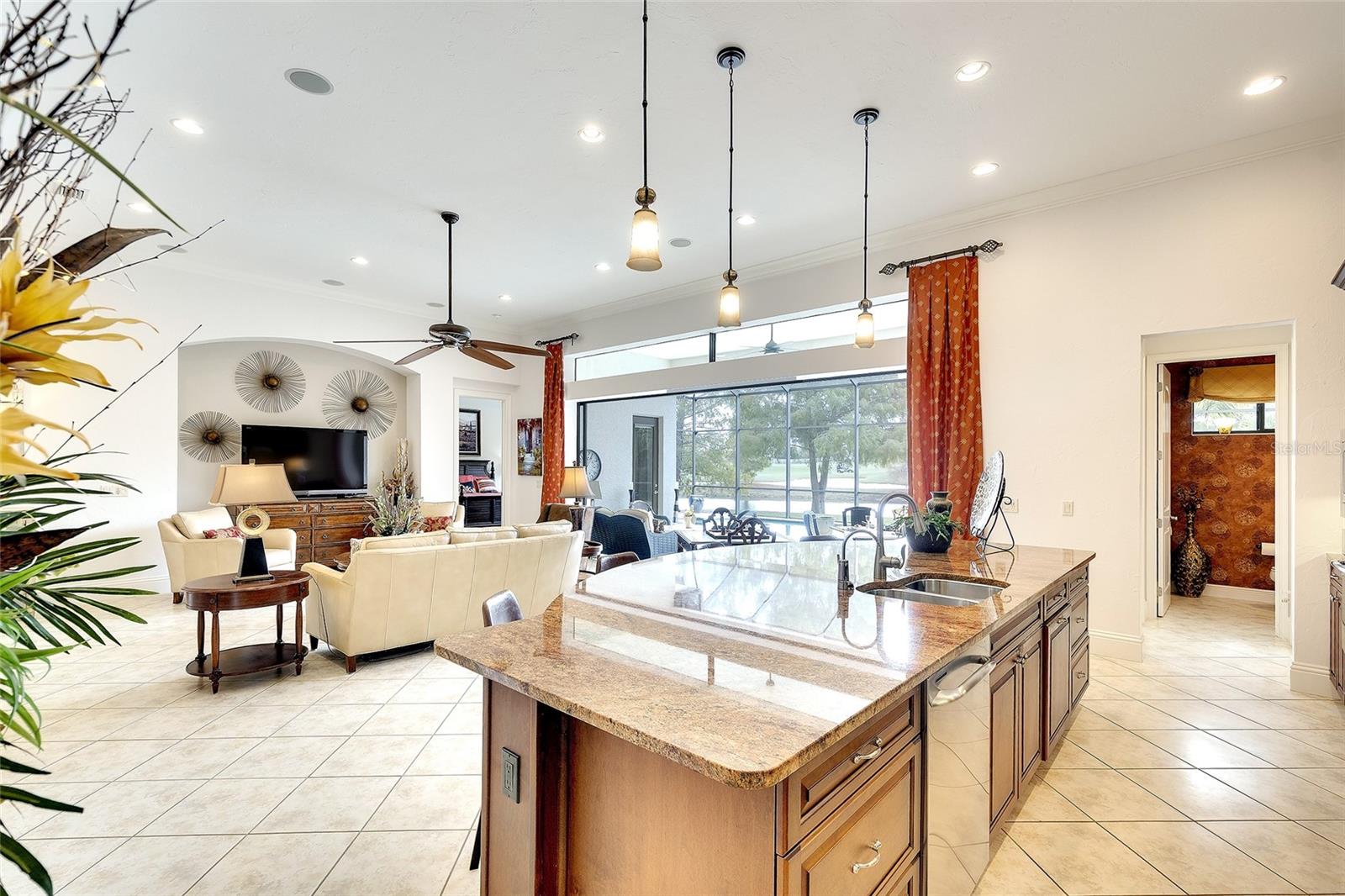 Listing photo id 13 for 15512 Leven Links Place