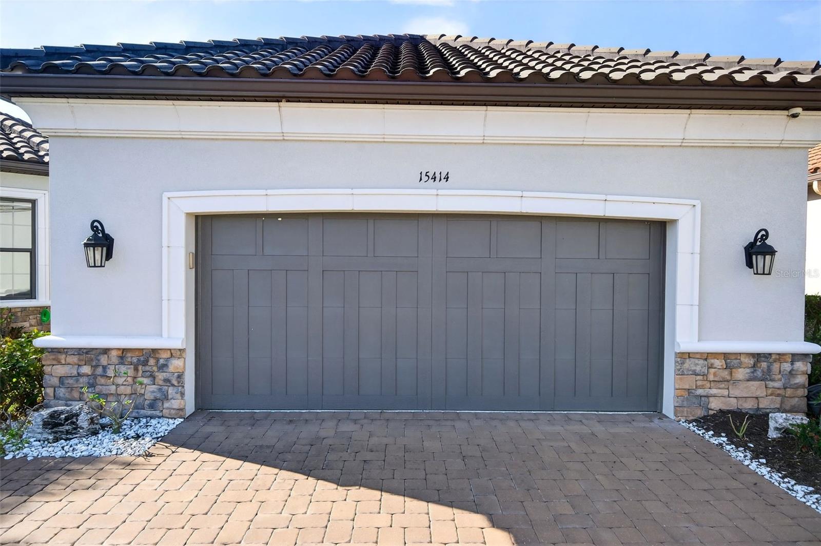 Image 14 of 94 For 15414 Derna Terrace