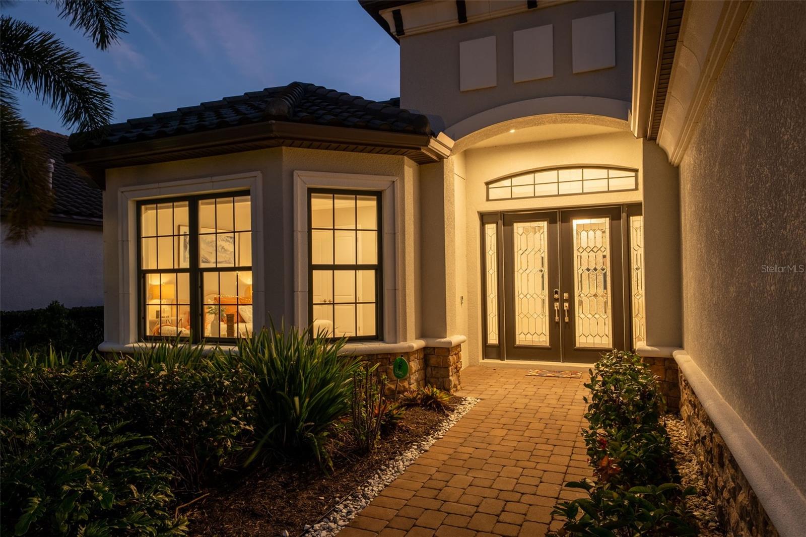 Image 17 of 94 For 15414 Derna Terrace