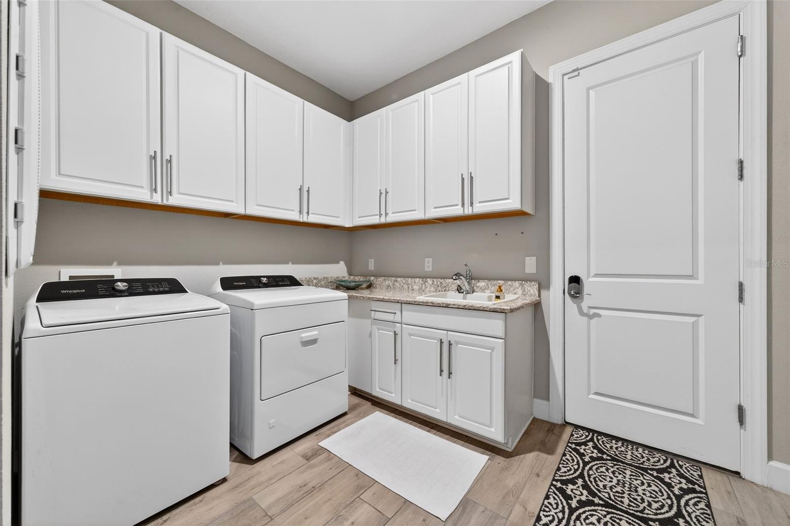 Image 68 of 94 For 15414 Derna Terrace