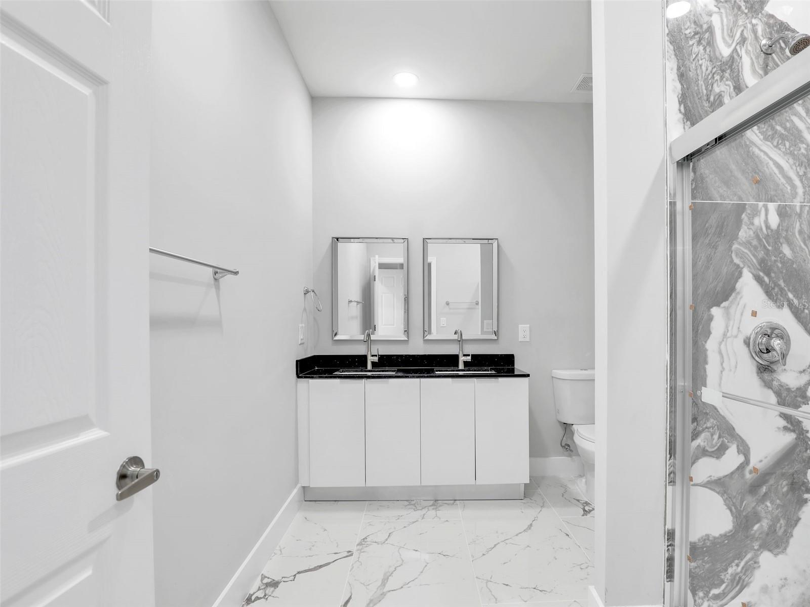 Image 11 of 20 For 1423 20th Terrace