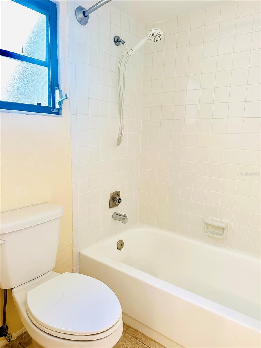 Image 19 of 26 For 2208 Bahia Vista Street F1