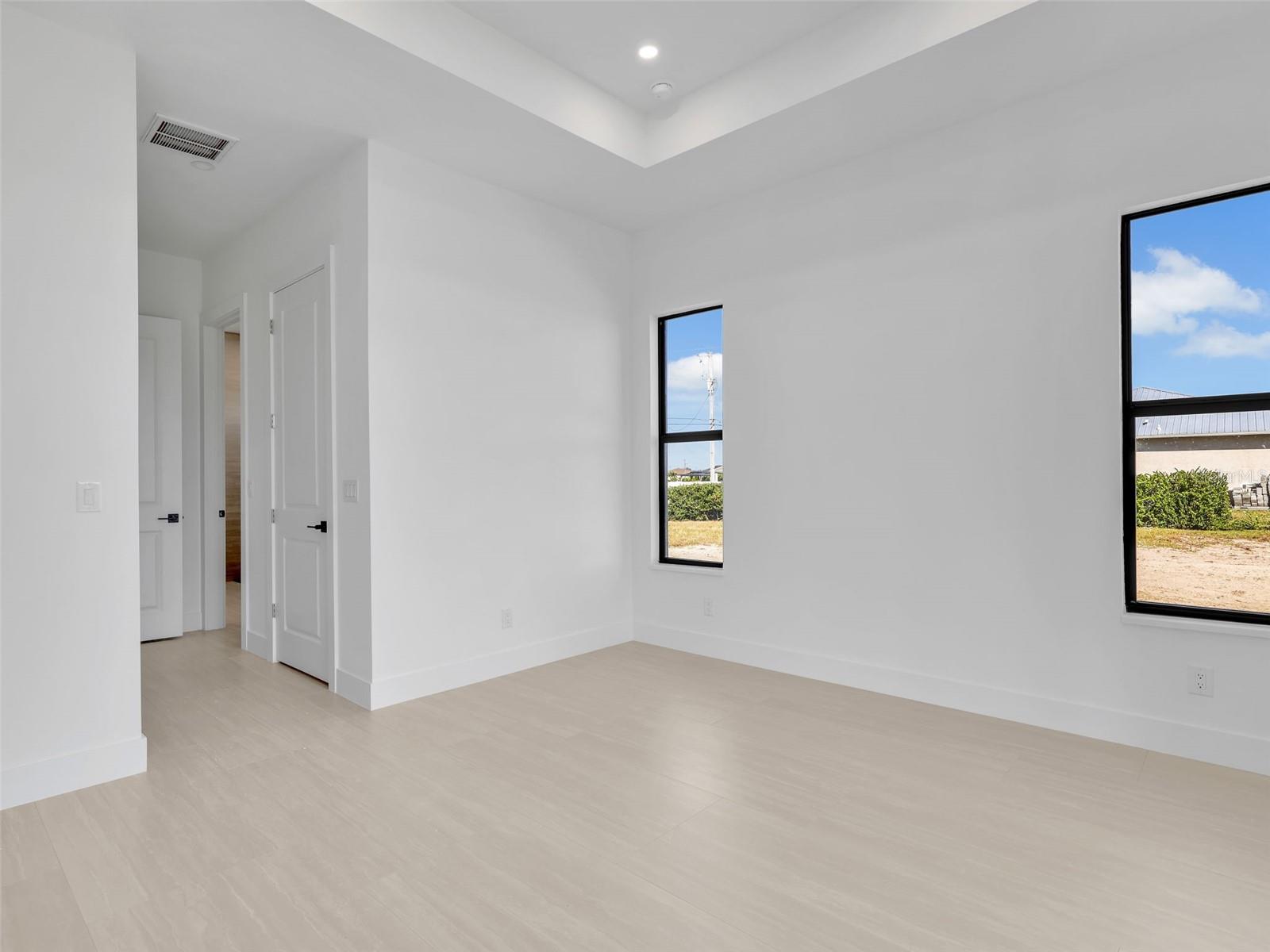 Image 19 of 38 For 1723 7th Avenue