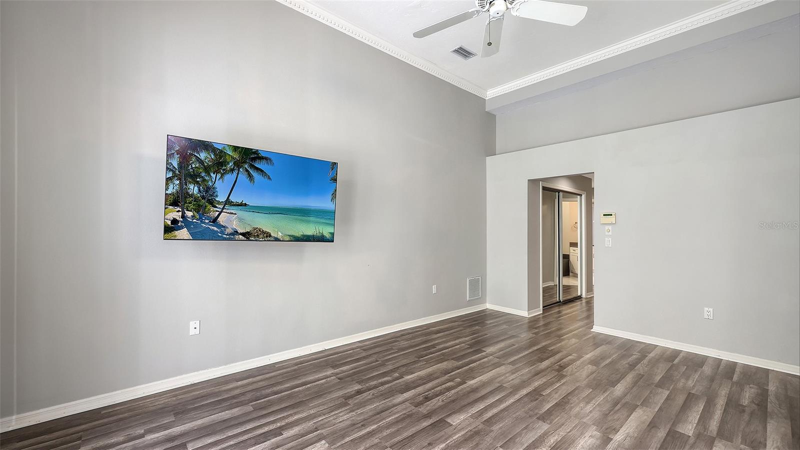 Image 15 of 33 For 6723 Paseo Castille