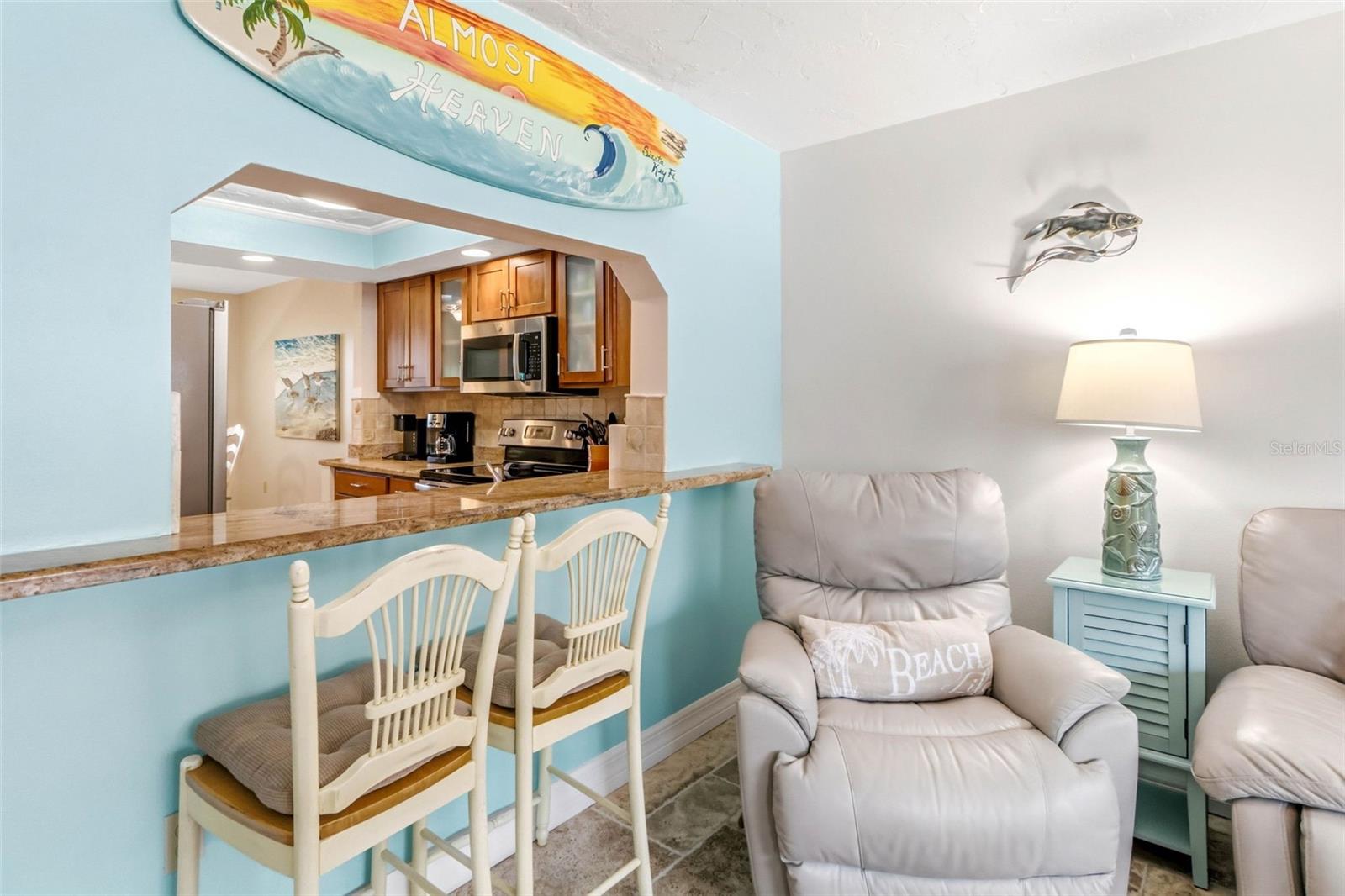 Image 12 of 36 For 6500 Midnight Pass Road 208