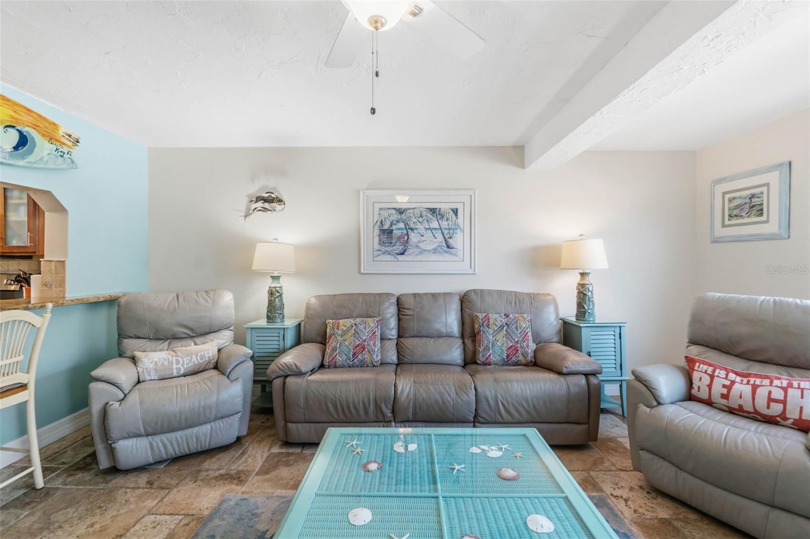 Image 14 of 36 For 6500 Midnight Pass Road 208