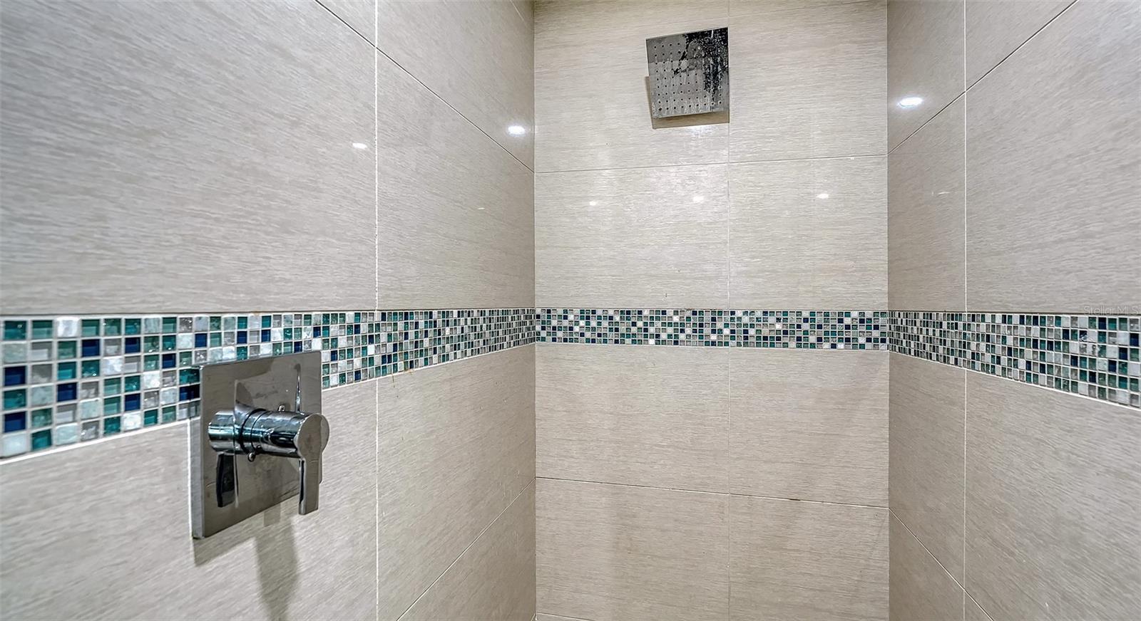 Image 23 of 48 For 1523 84th Street Nw