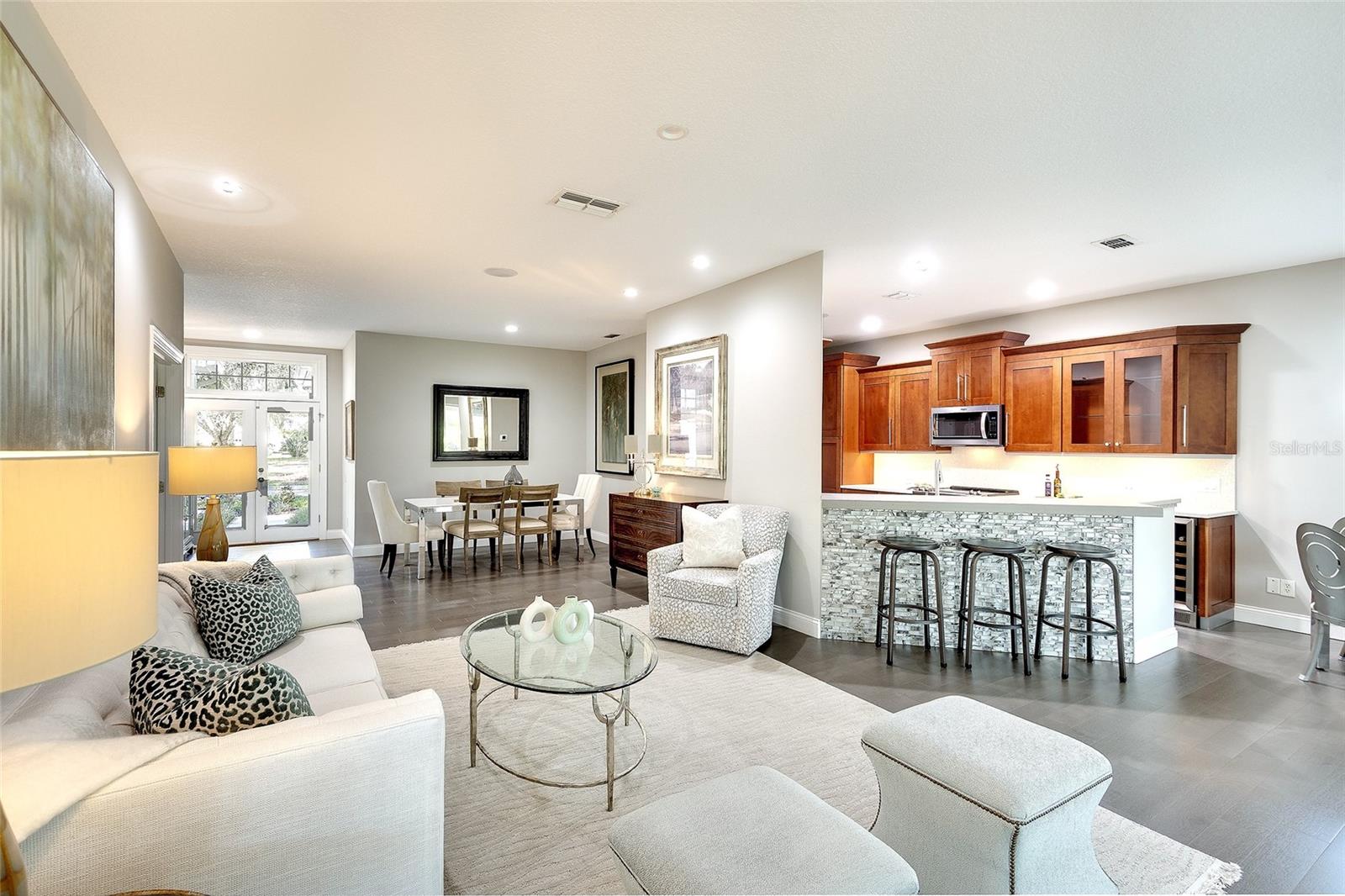 Image 13 of 49 For 8459 Idlewood Court