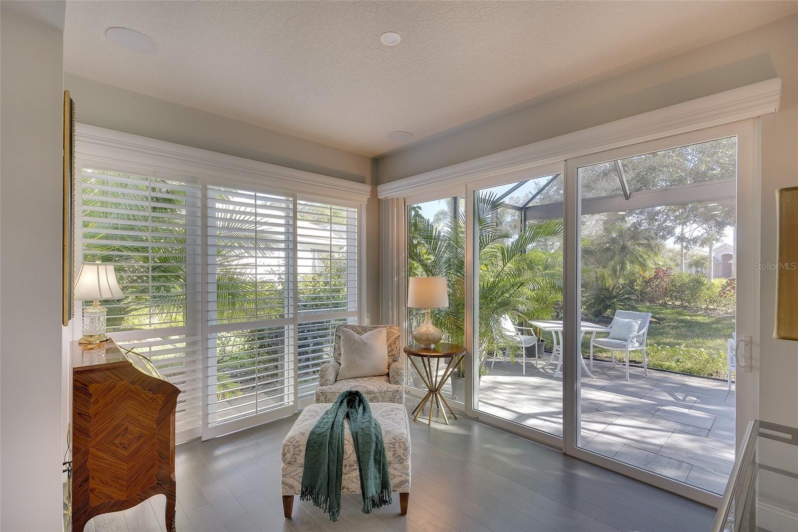 Image 20 of 49 For 8459 Idlewood Court