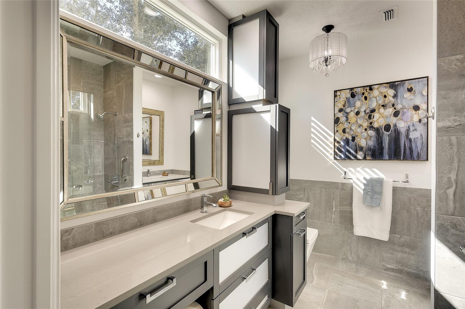 Image 24 of 49 For 8459 Idlewood Court