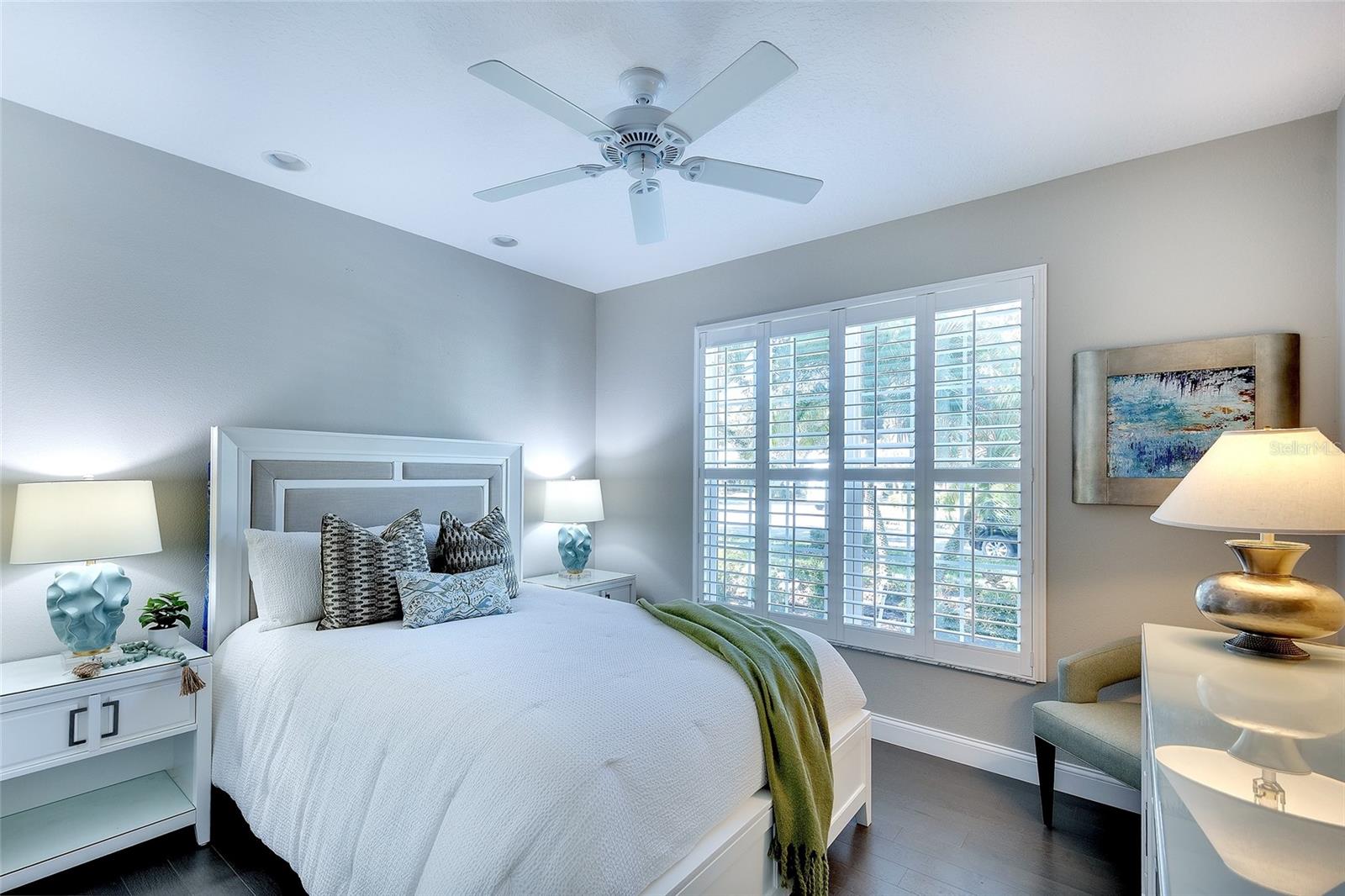 Image 27 of 49 For 8459 Idlewood Court