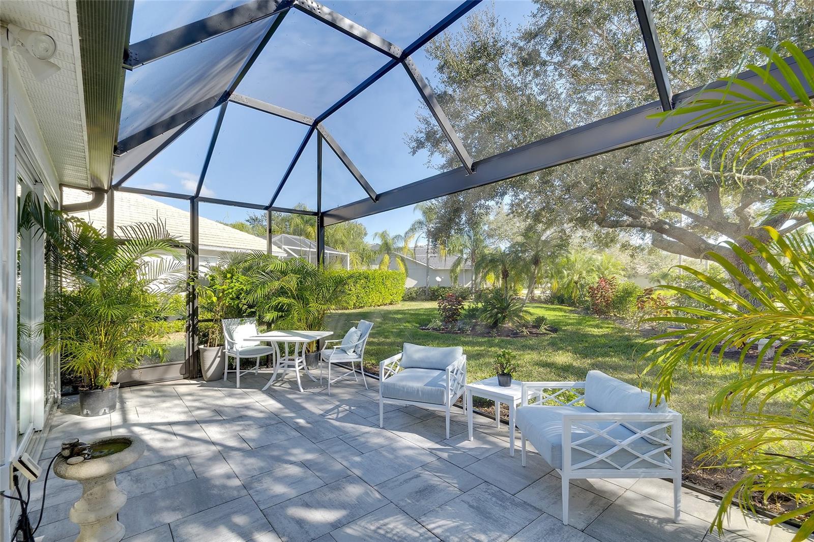 Image 33 of 49 For 8459 Idlewood Court