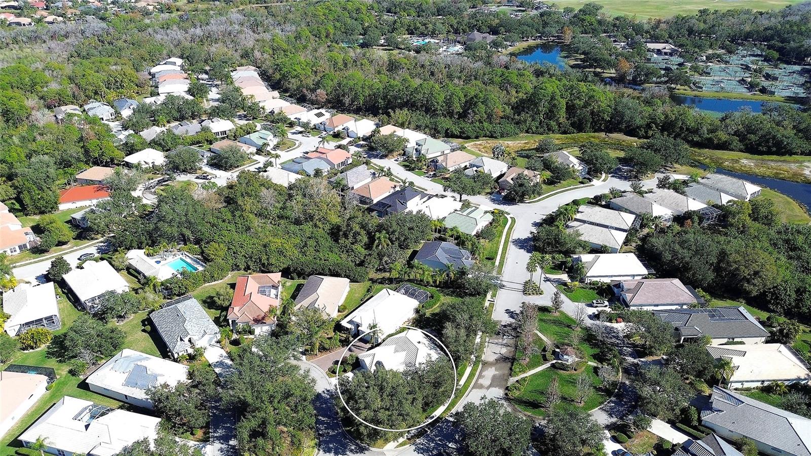 Image 5 of 49 For 8459 Idlewood Court