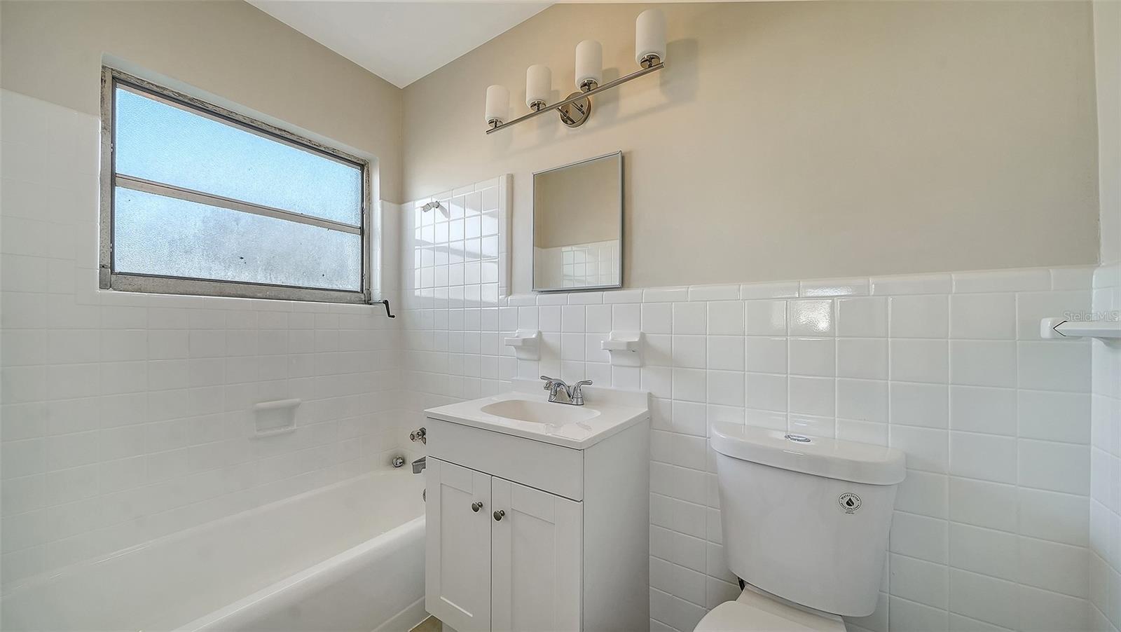 Image 25 of 45 For 2452 Whippoorwill Circle