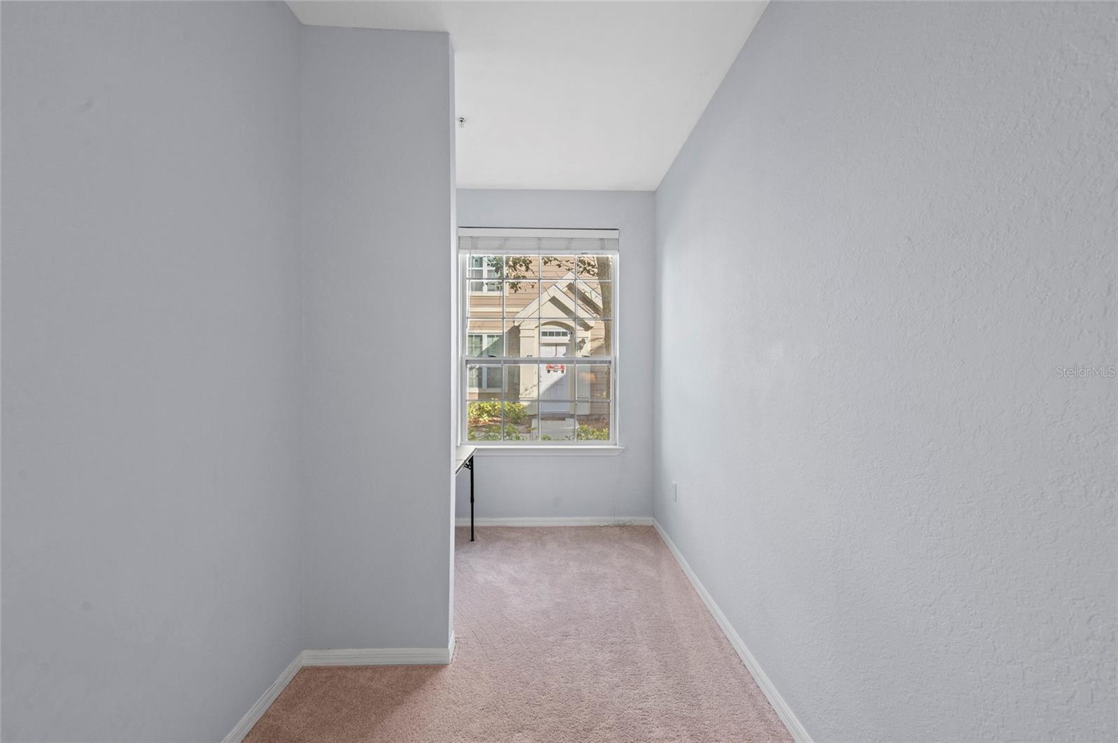 Image 25 of 45 For 5621 Bidwell Parkway 104