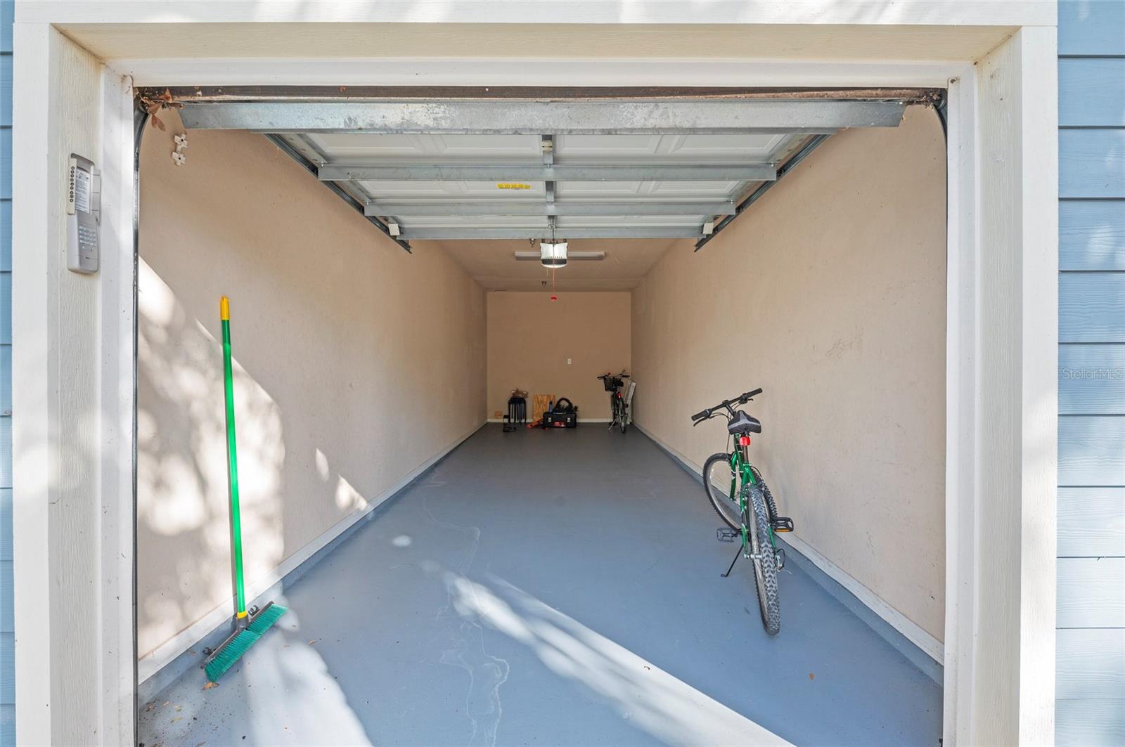 Image 32 of 45 For 5621 Bidwell Parkway 104