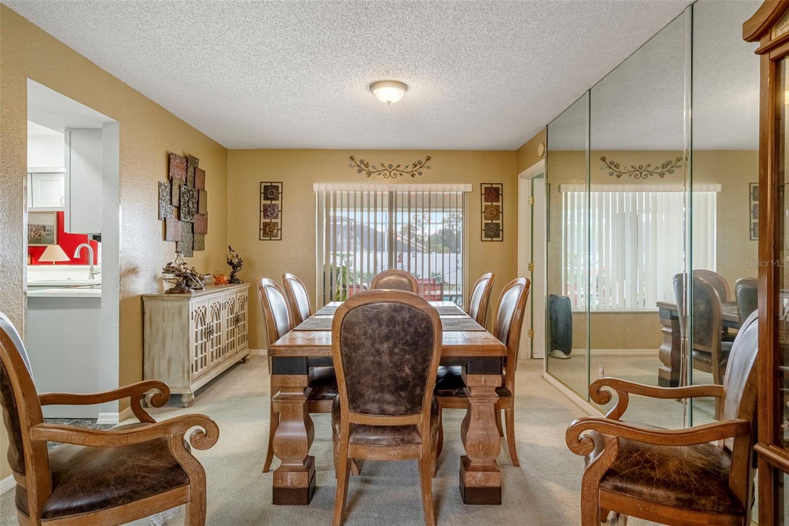 Image 12 of 47 For 8158 Winding Oak Lane