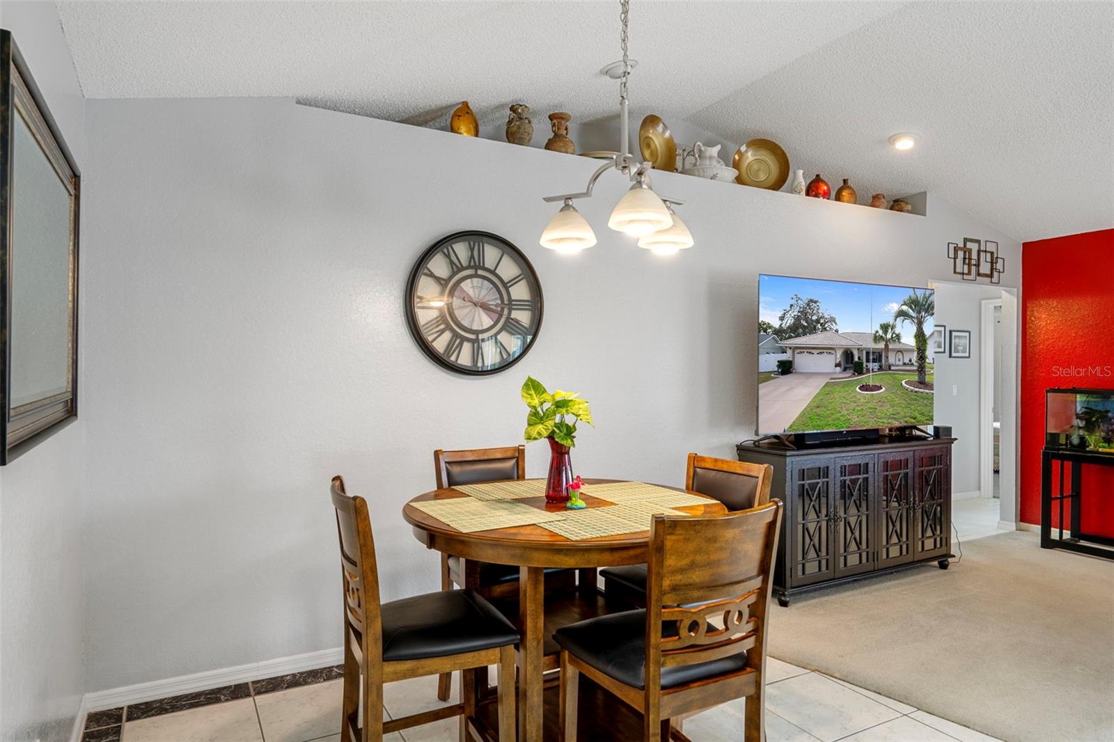 Image 18 of 47 For 8158 Winding Oak Lane