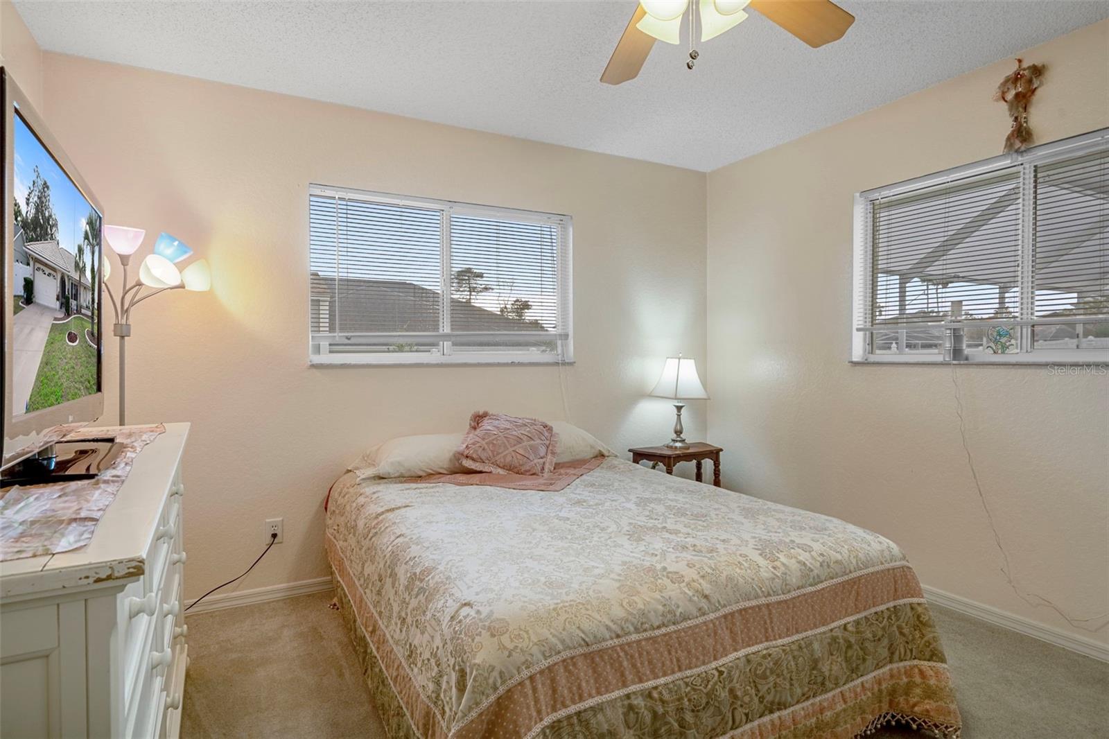 Image 33 of 47 For 8158 Winding Oak Lane