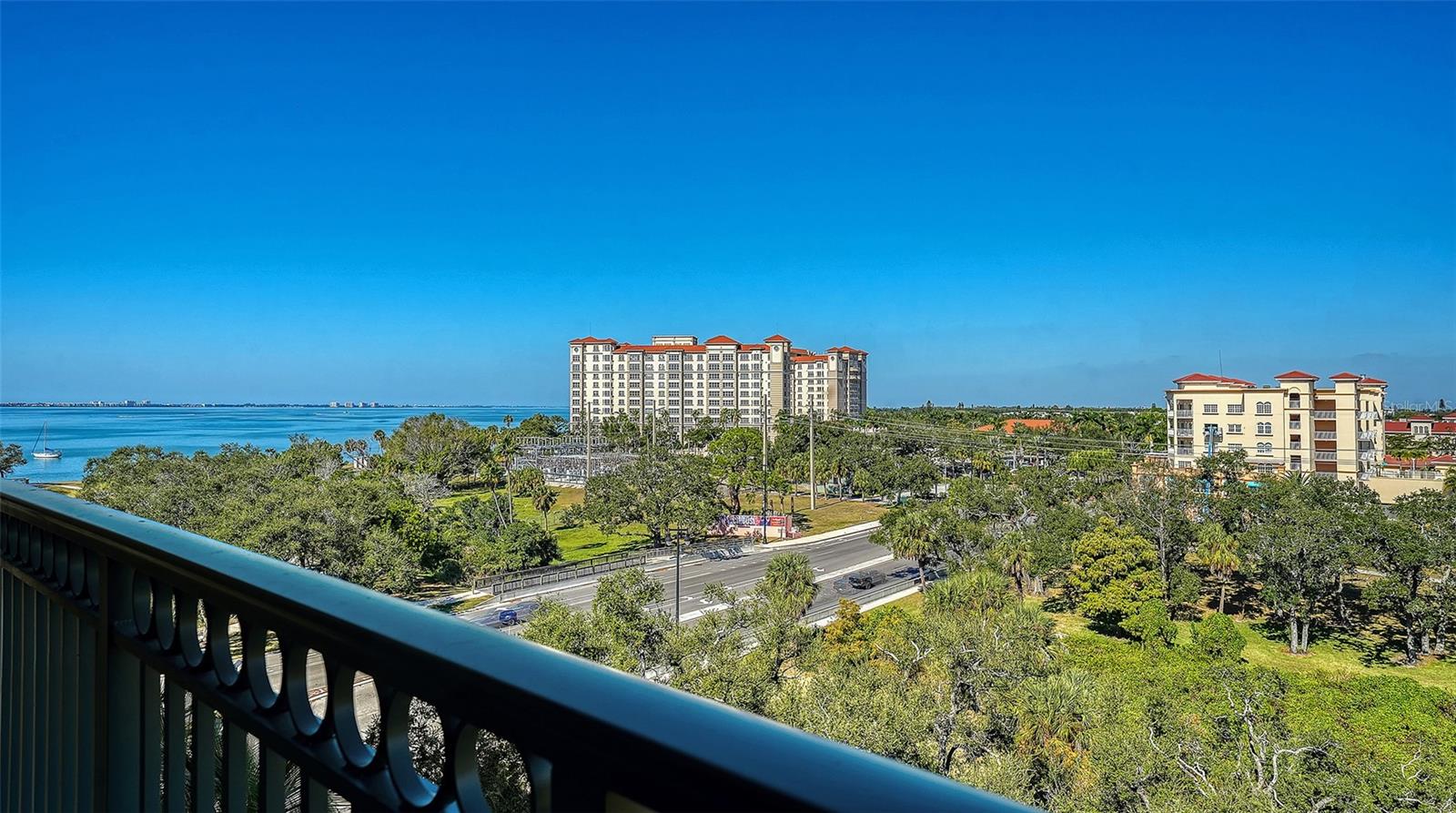 Image 15 of 32 For 1064 Tamiami Trail 1625