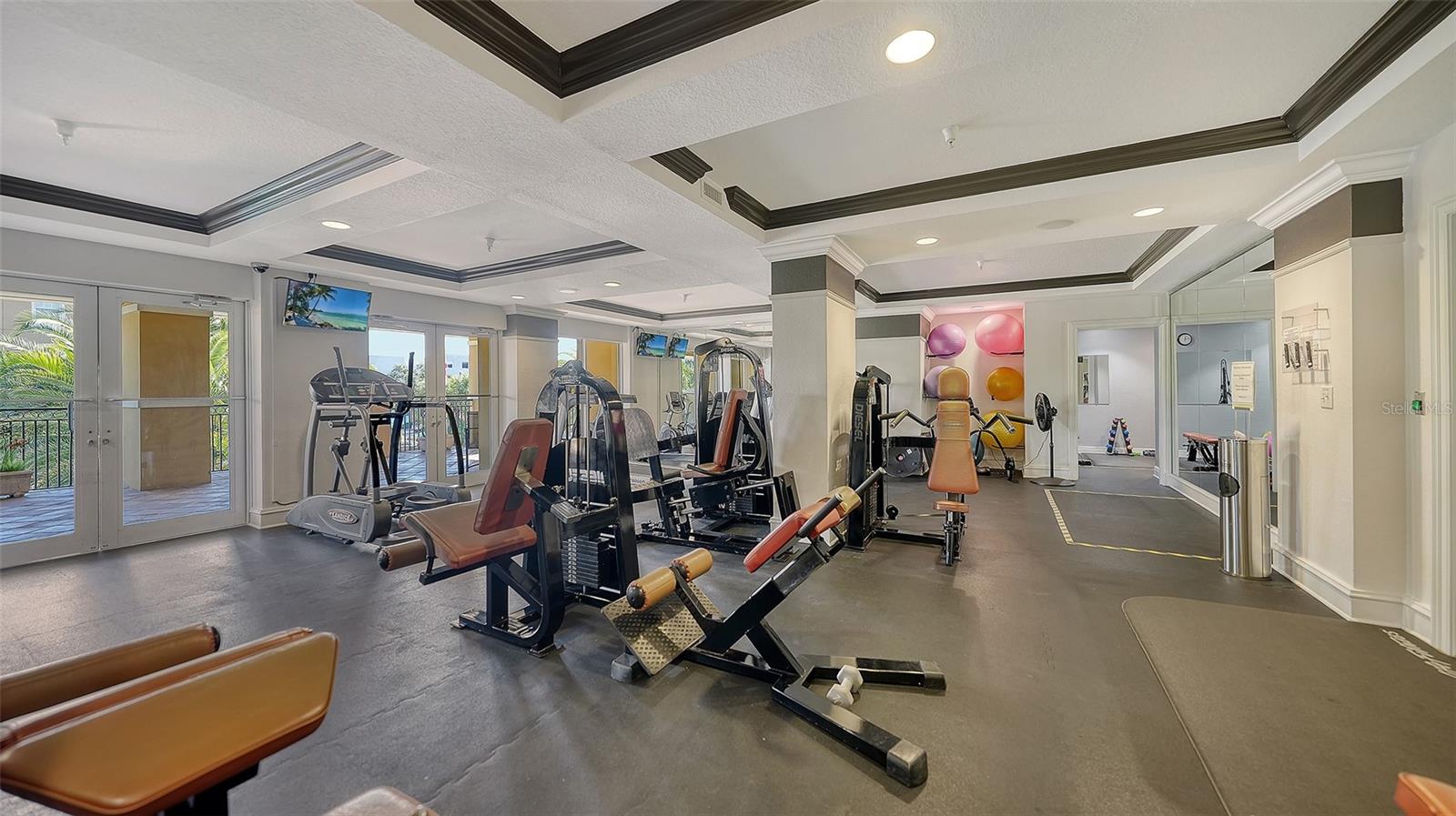 Image 27 of 32 For 1064 Tamiami Trail 1625